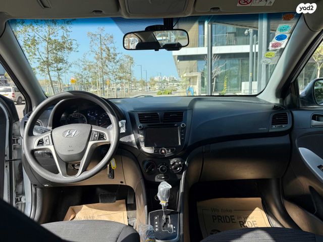 יונדאי אקסנט i25