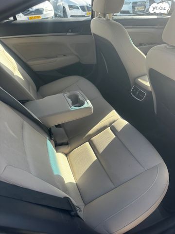 יונדאי אלנטרה