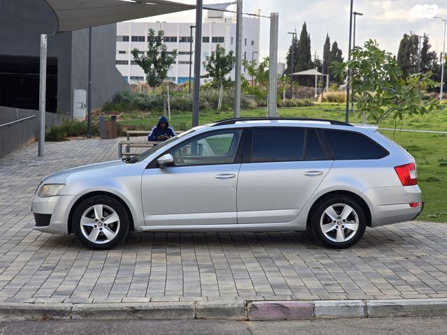 סקודה אוקטביה