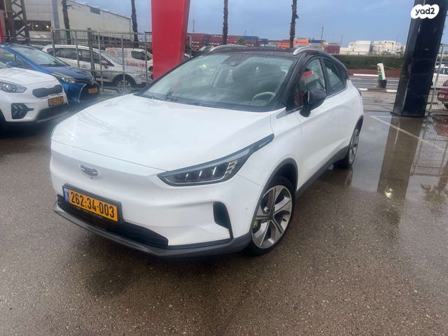 מודעת רכב ג׳ילי Geometry C