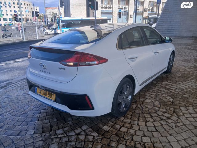 יונדאי איוניק