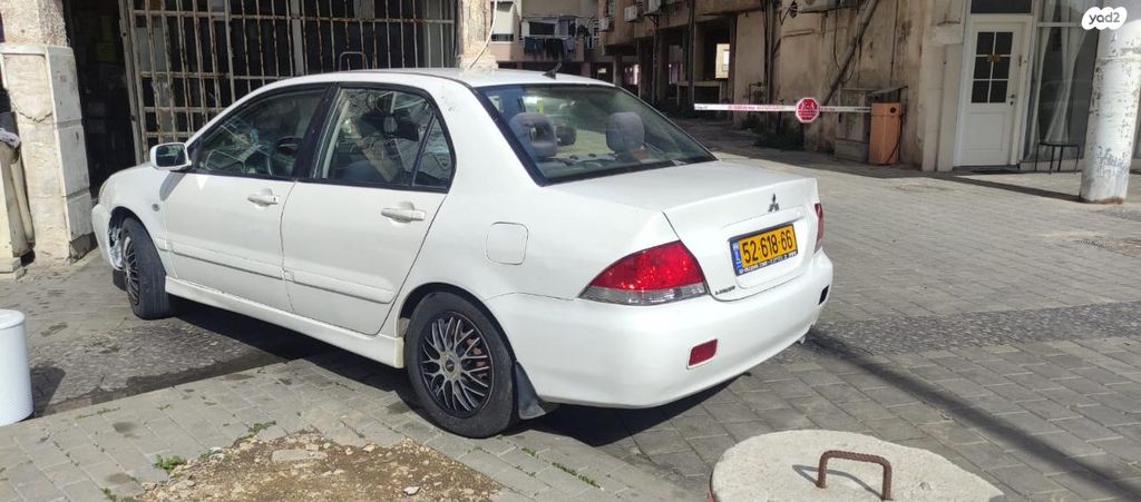 מיצובישי לנסר