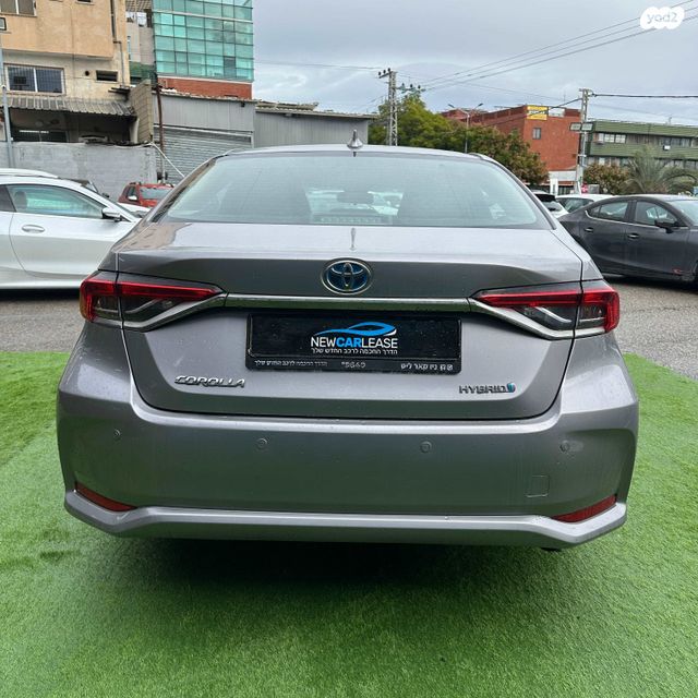 טויוטה קורולה