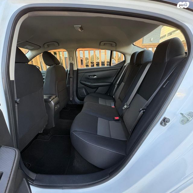 ניסאן סנטרה