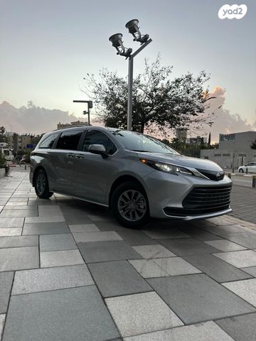 טויוטה סיינה