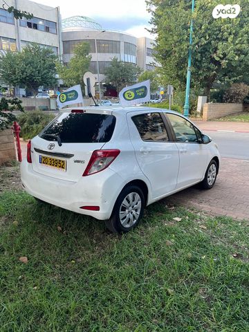 טויוטה יאריס