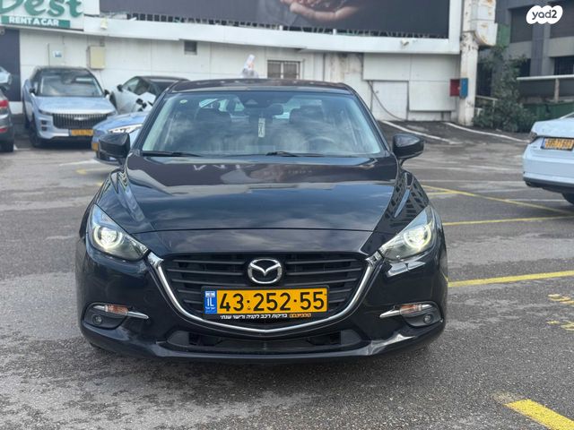 מאזדה 3