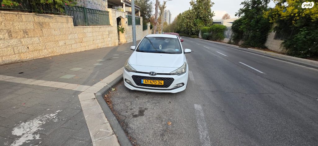 מודעת רכב יונדאי i20