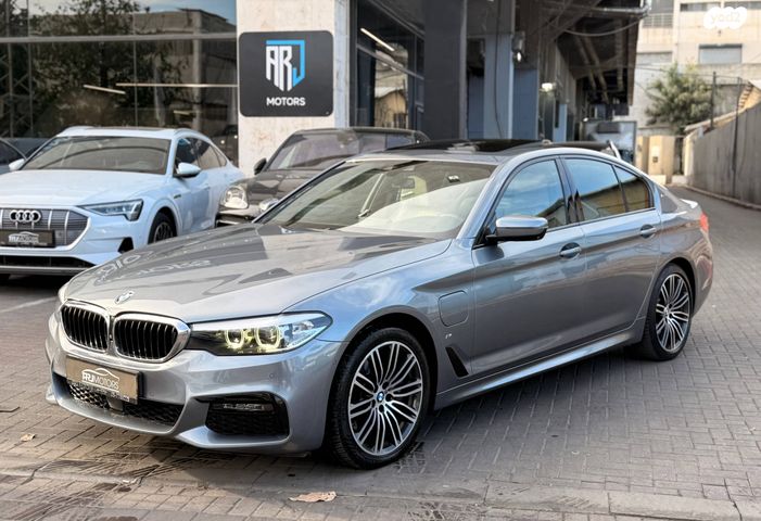 מודעת רכב ב מ וו סדרה 5