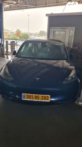 מודעת רכב טסלה מודל 3