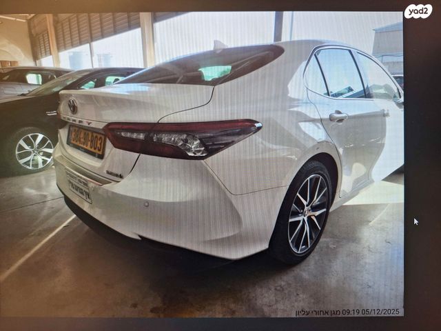 טויוטה קאמרי