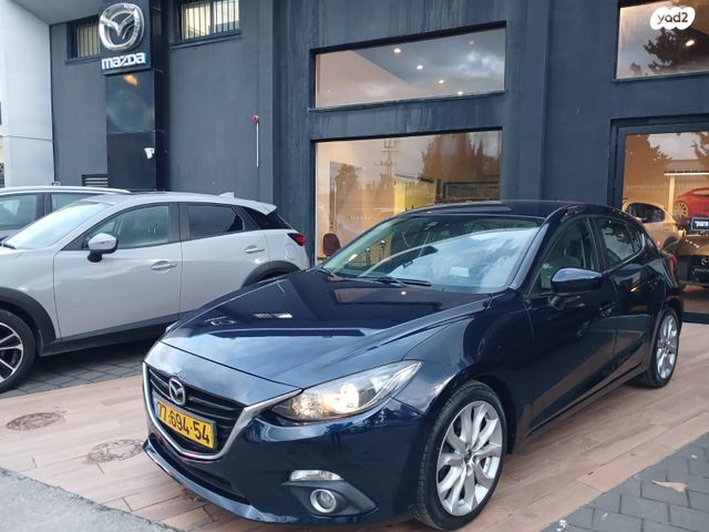מאזדה 3