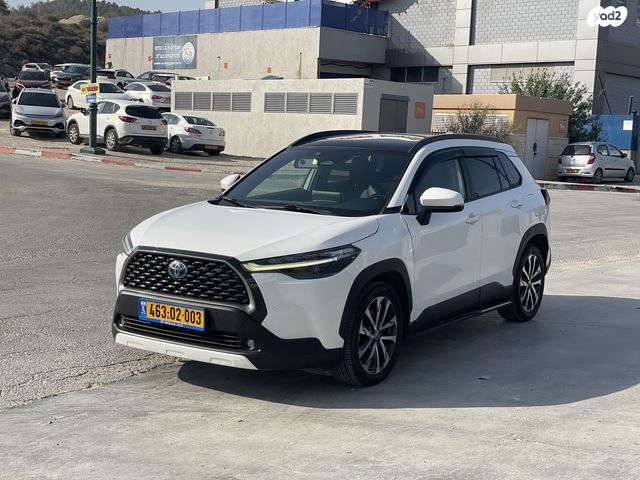 טויוטה קורולה קרוס