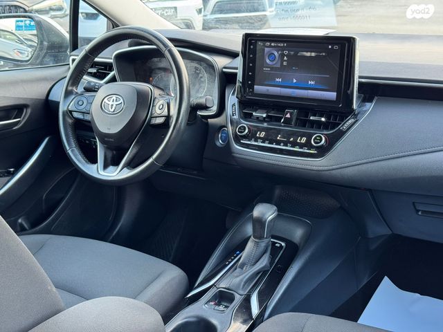 טויוטה קורולה