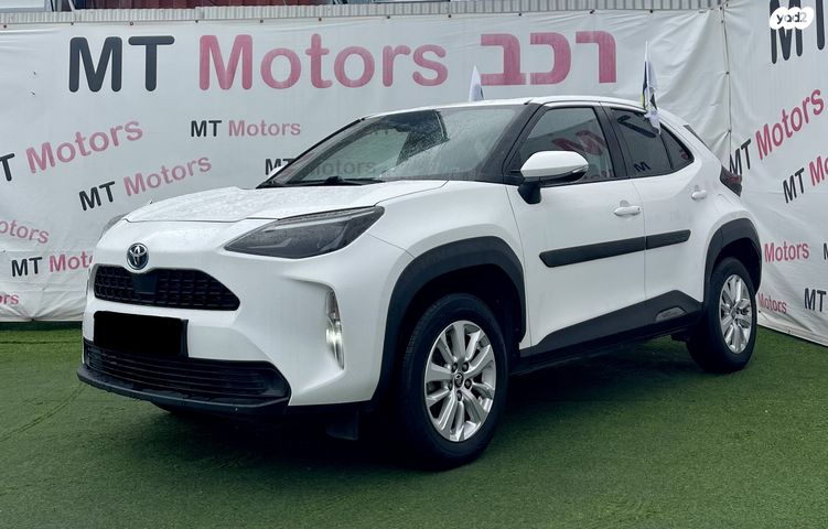 מודעת רכב טויוטה יאריס קרוס