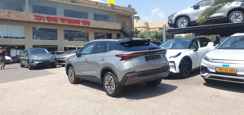 מודעת רכב צ׳רי FX 2