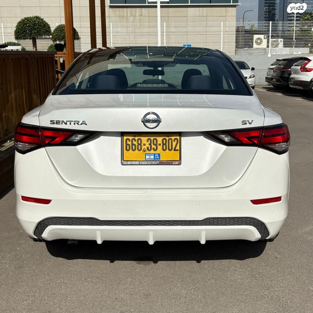 ניסאן סנטרה