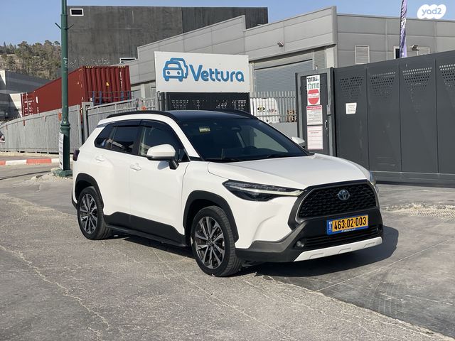 טויוטה קורולה קרוס