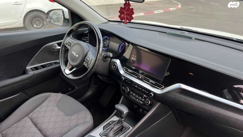 קיה נירו פלוס