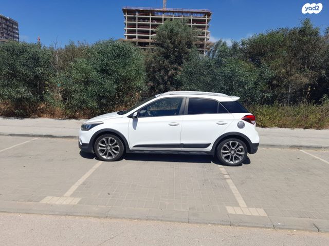 יונדאי I20 קרוס