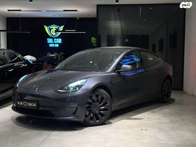 מודעת רכב טסלה מודל 3
