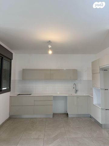 יצחק אבינו 1