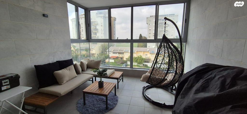 חטיבת גולני 63