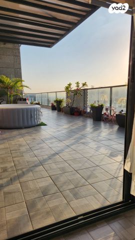 גג/ פנטהאוז, תבור 12, בית בפארק ,פרדס בחסכון, אור יהודה