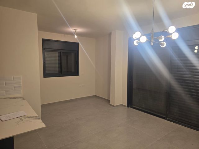 דירת גן, יעקב פנחסי 8, עין גנים, פתח תקווה