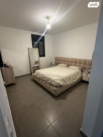 דירה, אריק איינשטיין 20, הרקפות, ראשון לציון