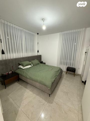 בית פרטי/ קוטג', ארזים 1, יתד, יתד