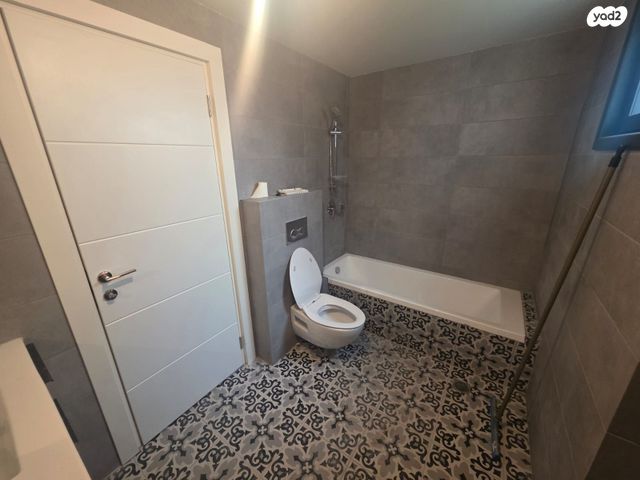 דירת גן, יעקב פנחסי 8, עין גנים, פתח תקווה