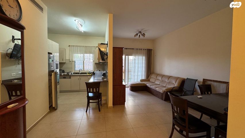 דירת גן, רינה אלול 8, בר לב, מזכרת בתיה