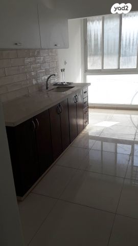 דירה, יחיאל וייסנברג 664, קנדי, אור עקיבא