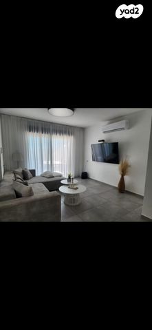 דירת גן, שוהם 14, רובע 10 חן, קצרין