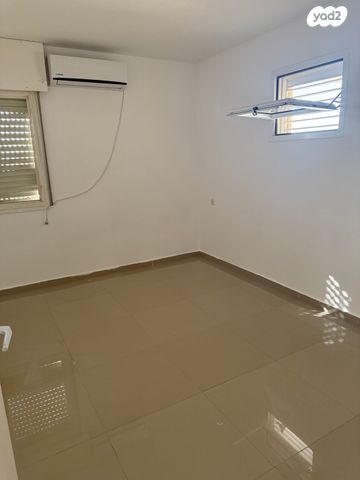 דירה, הרב אונטרמן 8, קרית הרב סלומון, פתח תקווה