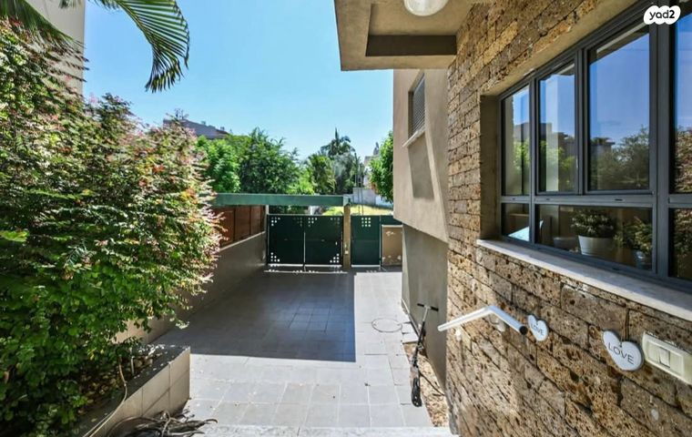 בית פרטי/ קוטג', לאה רבין 70, בנות חיל, ראשון לציון