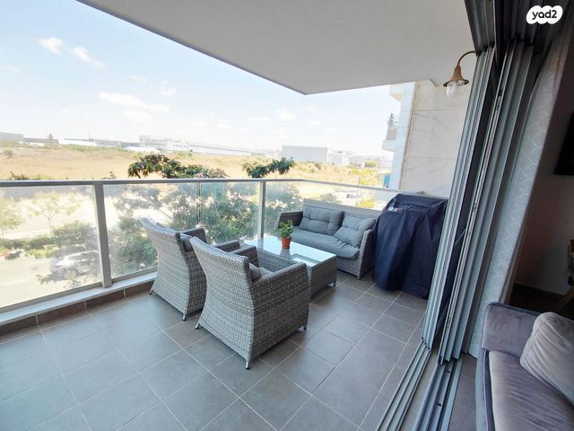 דירה, נחשול 12, נופרים, ראש העין