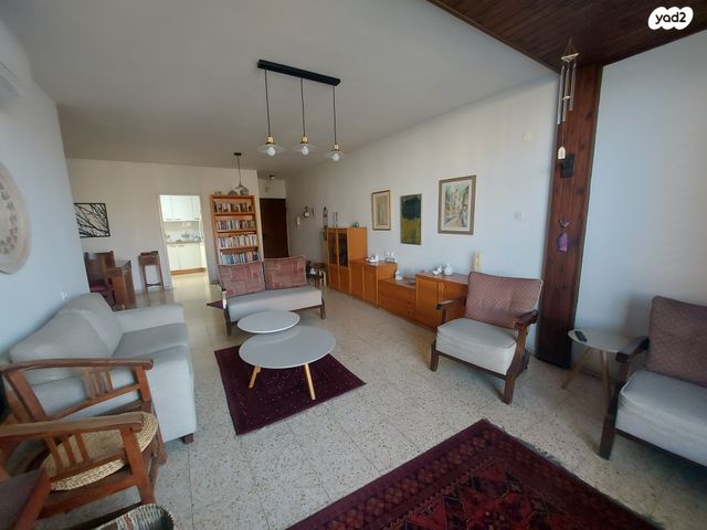 הרב אונטרמן 3