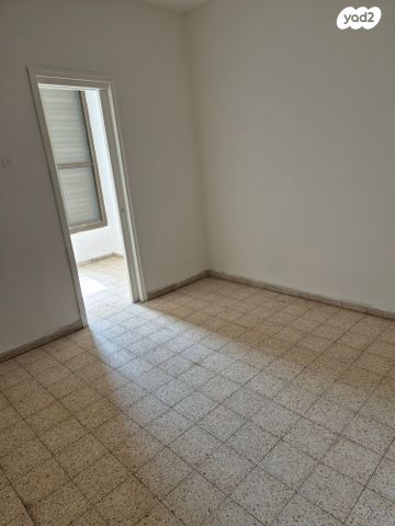 דירה, הירדן 60, נגבה, רמת גן