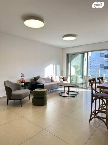 יוני נתניהו 10