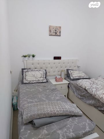 דירה, ירושלים 23, הפועל המזרחי ד', שיכון ד', בני ברק