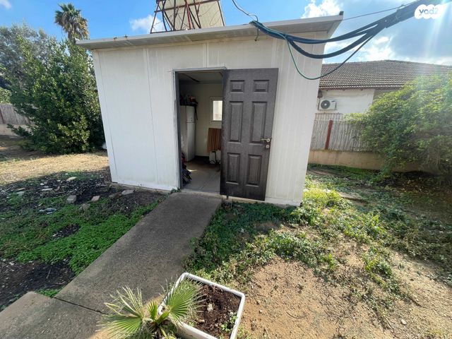 בית פרטי/ קוטג', ברקן 16, מבועים, מבועים