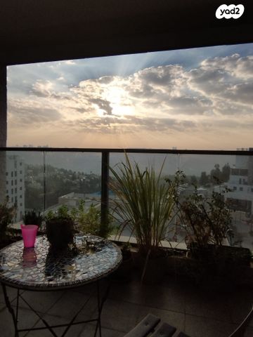 שדרות החוצבים 22