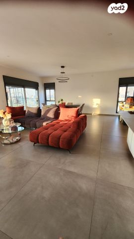 גג/ פנטהאוז, תבור 12, בית בפארק ,פרדס בחסכון, אור יהודה