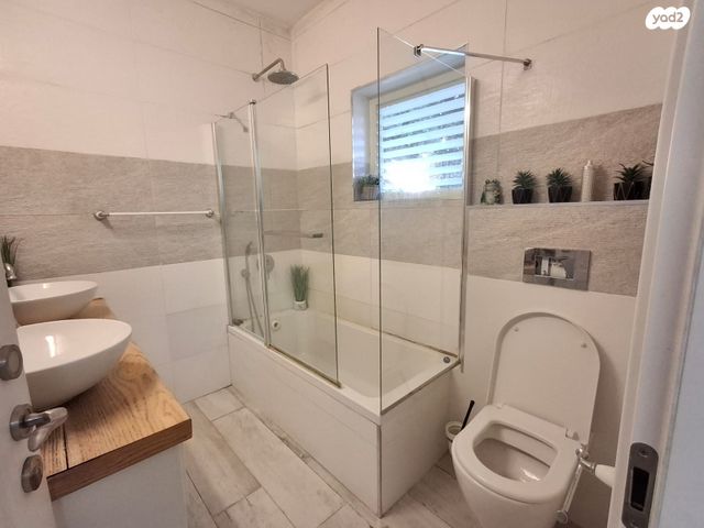 בית פרטי/ קוטג', שבט לוי 9, עמישב, פתח תקווה