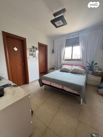 דופלקס, העצמאות 43, כפר גנים ג, פתח תקווה