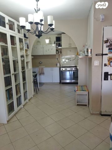 דירה, הנופך 241, גילה, ירושלים