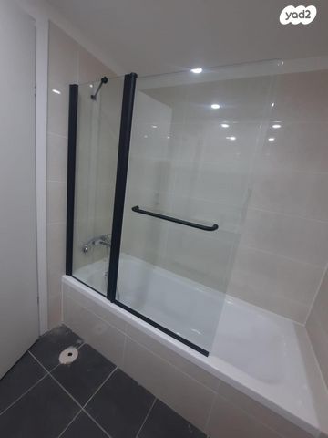 דירה, סברי מרנן 11, עיר היין, אשקלון