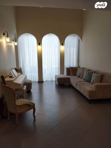 דו משפחתי, נווה דקלים 9, מבוא חורון, מבוא חורון